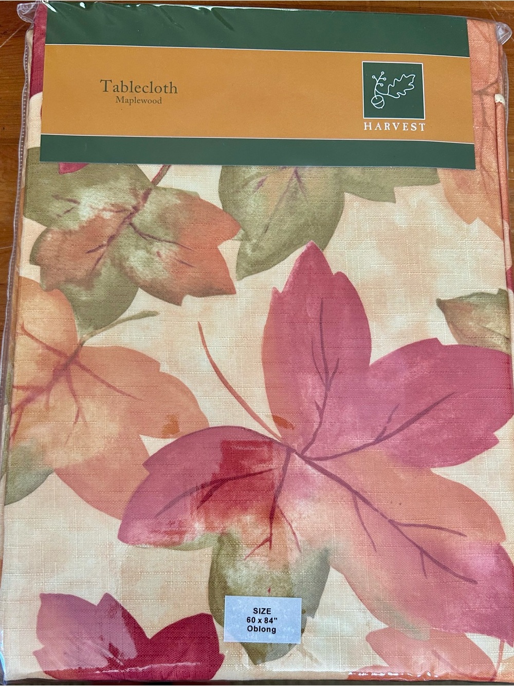 NWT Fabric Tablecloth Harvest Maplewood Fall Leaf Leaves 60”x 84” Autumn 6-8 ppl